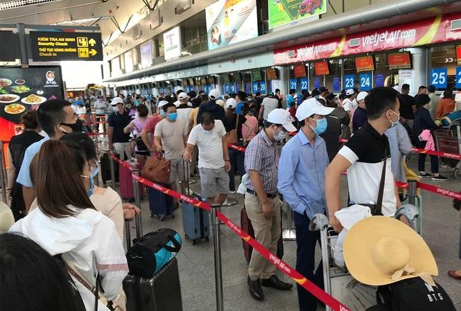 Các hãng hàng không tăng chuyến đưa 80.000 hành khách rời Đà Nẵng